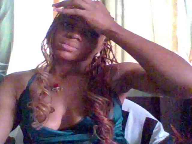 Juicypussy222 webcam