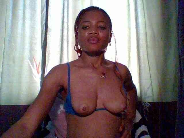 Juicypussy222 webcam