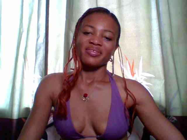 Juicypussy222 webcam
