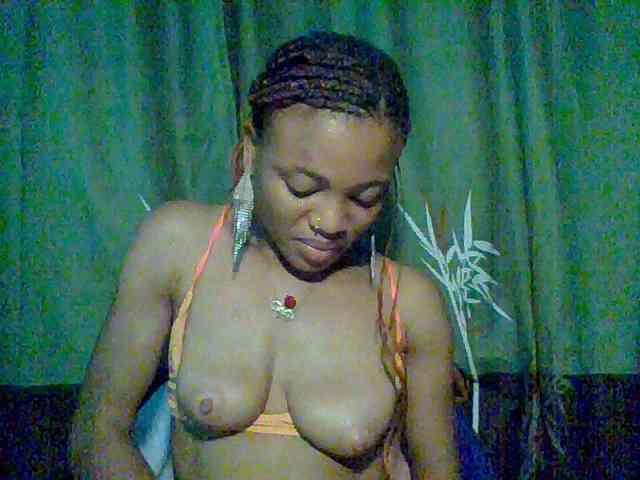 Juicypussy222 webcam