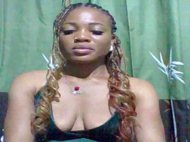 Juicypussy222 webcam