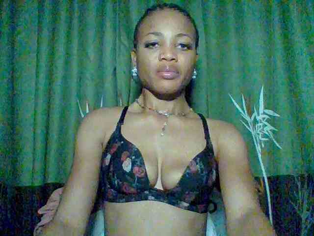 Juicypussy222