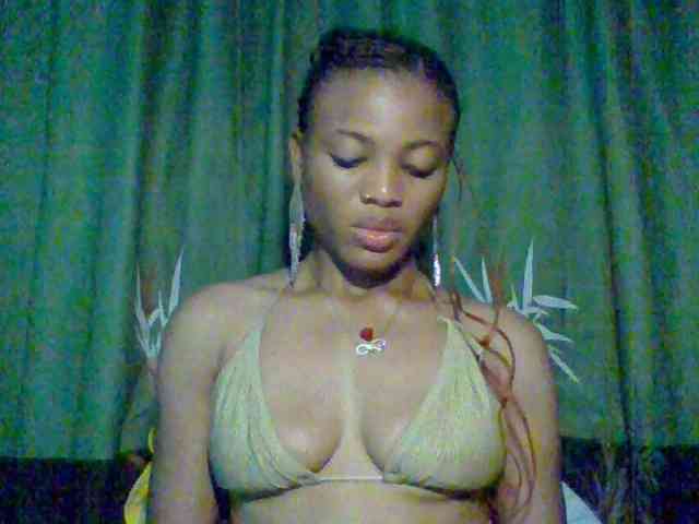 Juicypussy222 webcam