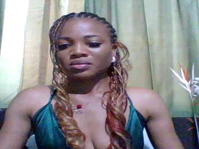 Juicypussy222 webcam