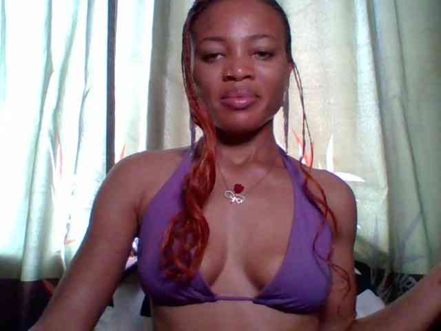 Juicypussy222 webcam