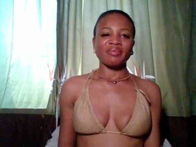Juicypussy222 webcam