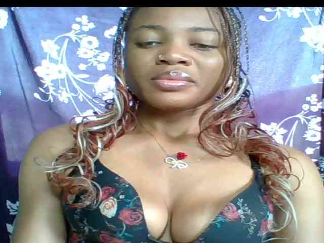 Juicypussy222 webcam