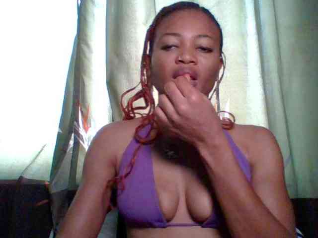 Juicypussy222 webcam