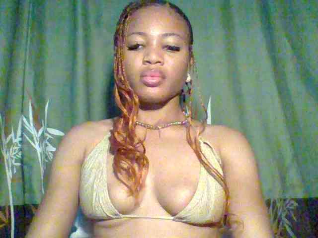 Juicypussy222 webcam