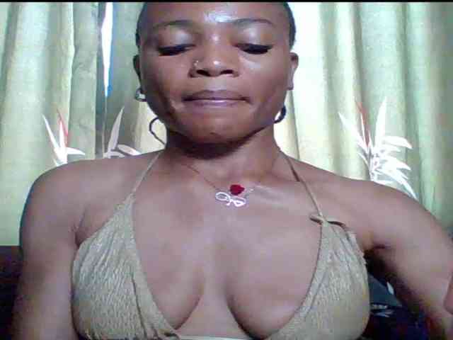 Juicypussy222 webcam