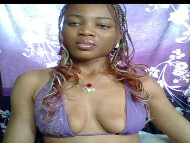 Juicypussy222 webcam