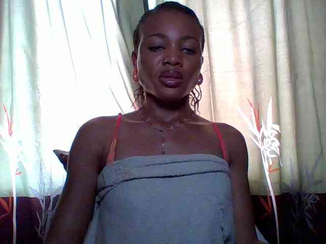 Juicypussy222