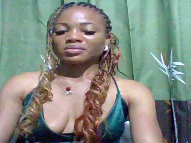 Juicypussy222 webcam