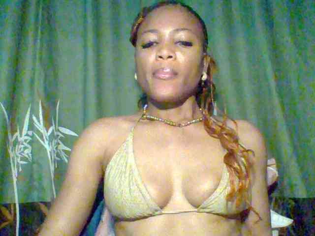 Juicypussy222 webcam