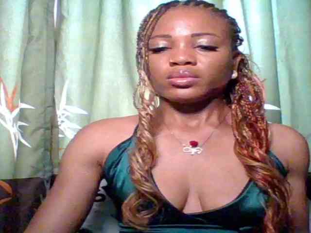 Juicypussy222 webcam