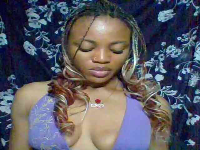 Juicypussy222 webcam