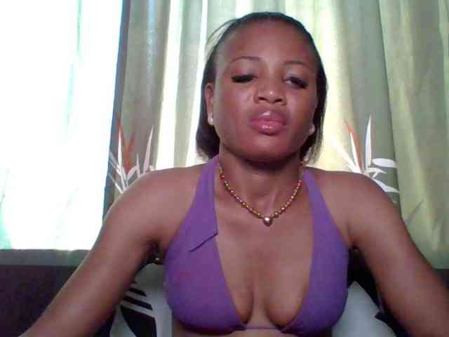 Juicypussy222 webcam