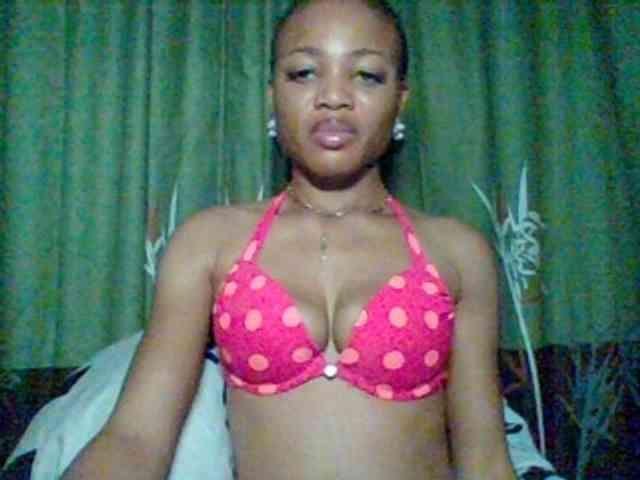 Modèle: Juicypussy222