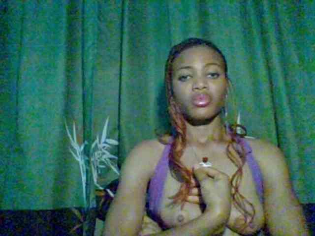 Juicypussy222 webcam
