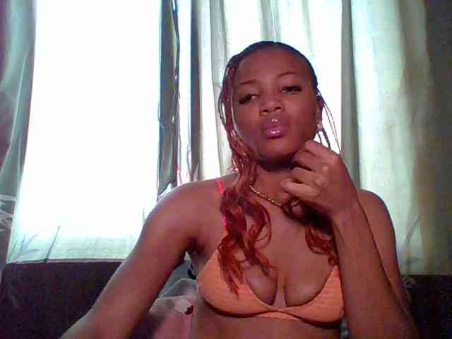 Juicypussy222 webcam