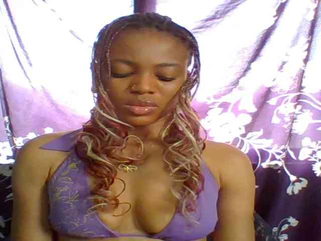 Juicypussy222 webcam