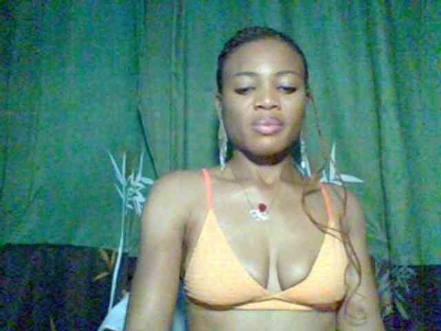 Juicypussy222 webcam