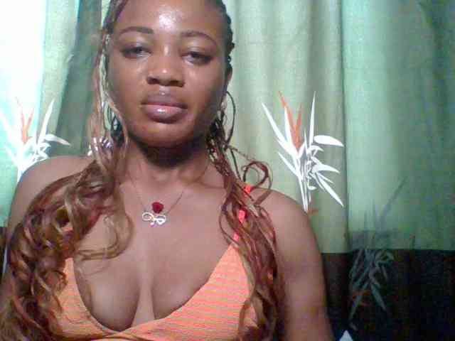 Juicypussy222 webcam