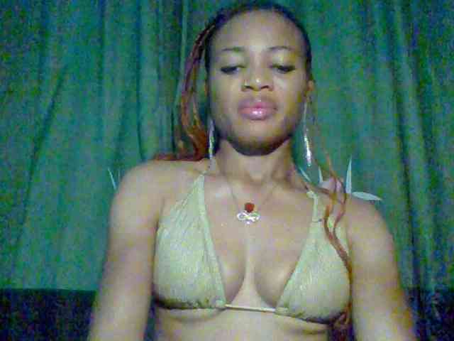 Juicypussy222 webcam