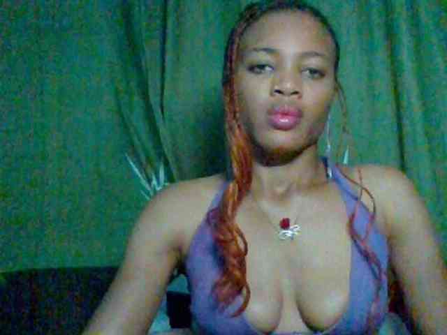 Juicypussy222 webcam
