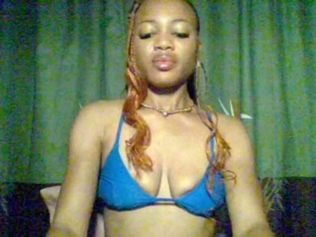 Juicypussy222 webcam