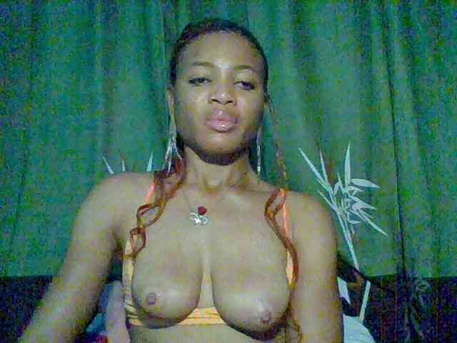 Juicypussy222 webcam