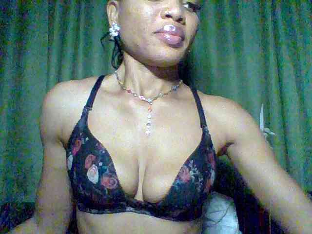 Juicypussy222