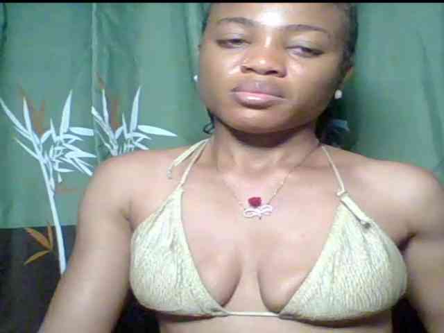 Juicypussy222 webcam