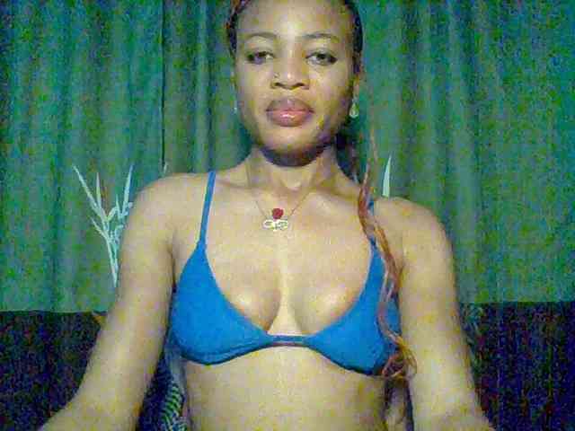 Juicypussy222 webcam