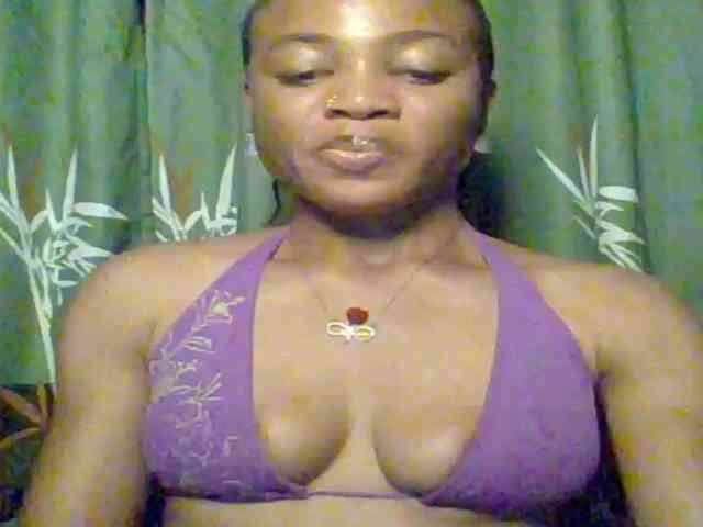 Juicypussy222 webcam