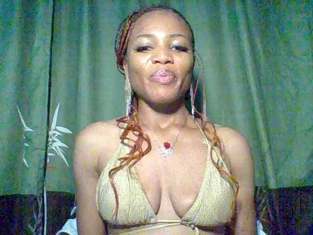 Juicypussy222