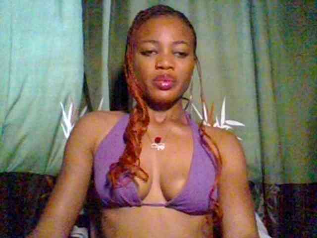 Juicypussy222 webcam