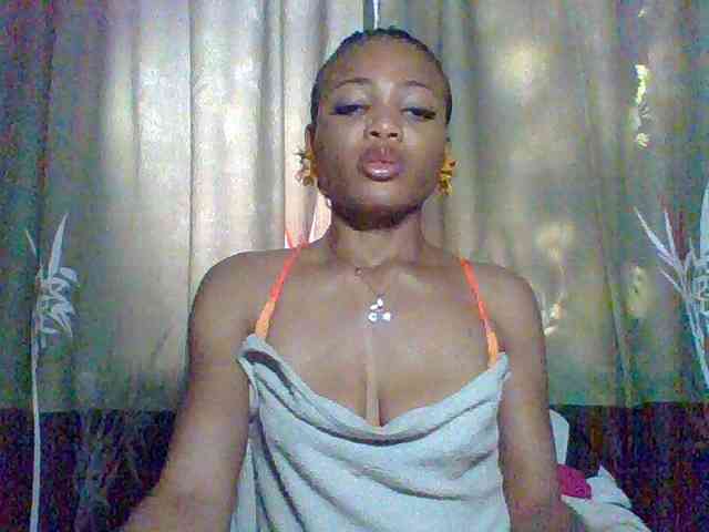 Juicypussy222
