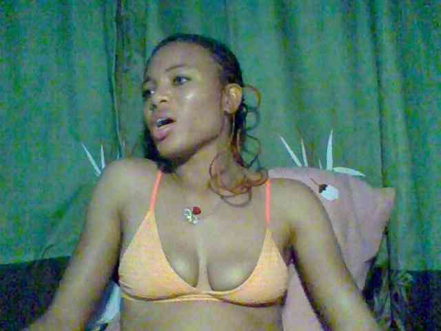 Juicypussy222