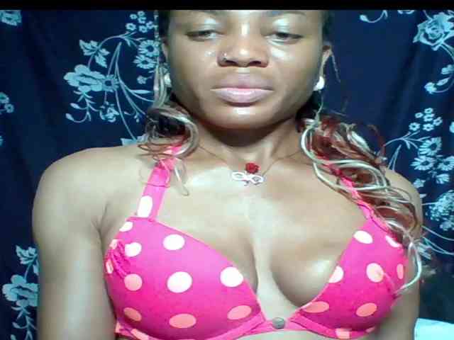 Juicypussy222 webcam