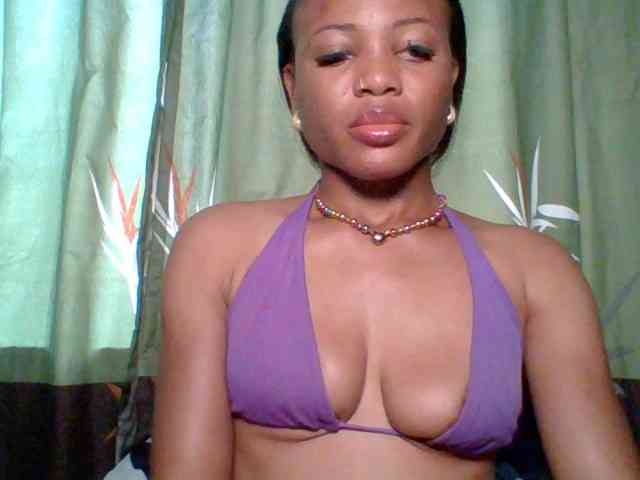 Juicypussy222 webcam