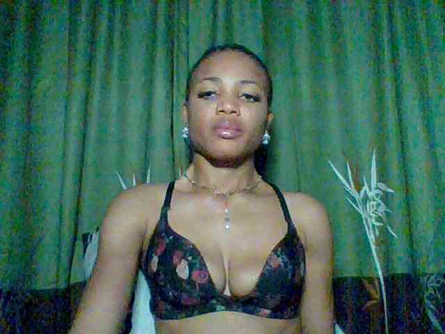 Juicypussy222
