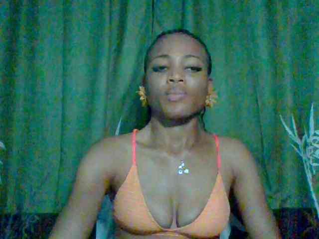 Juicypussy222