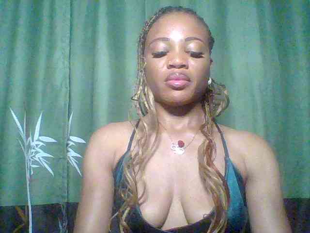 Juicypussy222 webcam