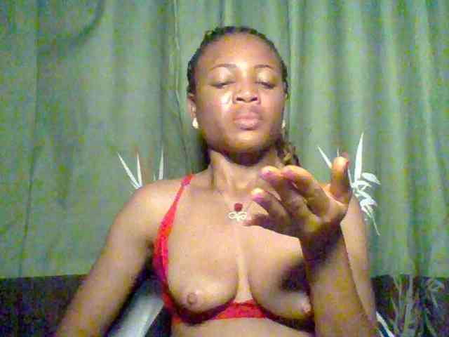 Juicypussy222 webcam