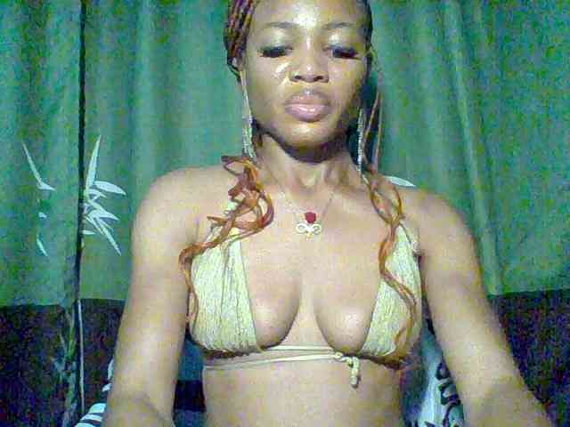 Juicypussy222