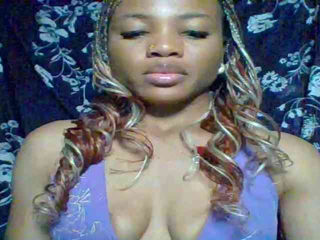 Juicypussy222 webcam