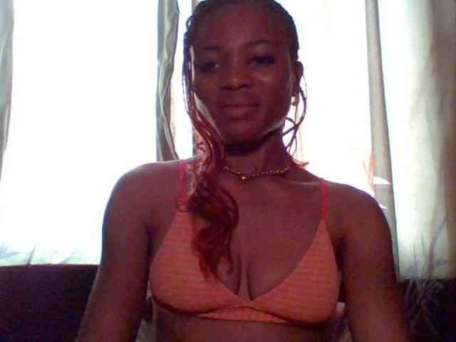 Juicypussy222 webcam