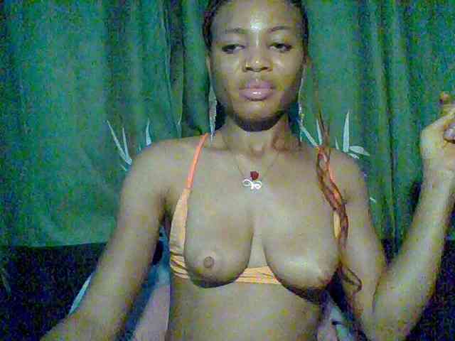 Juicypussy222 webcam