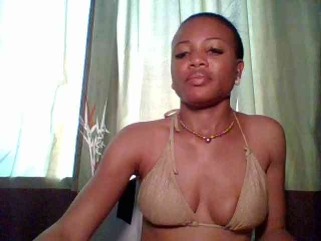 Juicypussy222 webcam
